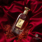 Al Wataniah Ghala オードパルファム 100ml/3.4fl.oz. - シネマティック撮影、豪華な照明と背景、プロダクト撮影 - シネマティック撮影