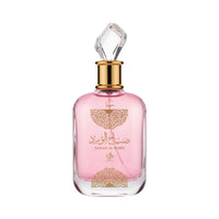 Al Wataniah Sabah Al Ward Sugar オードパルファム 100ml/3.4fl.oz. - 高級アラビア香水のボトル、エレガントなデザイン、白い背景 - ボトルのみ